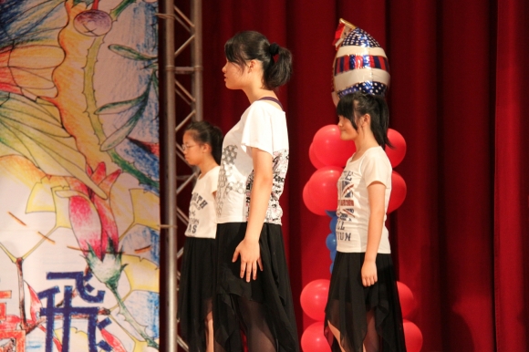 畢業典禮-表演節目-舞蹈表演-201306200923531.jpg